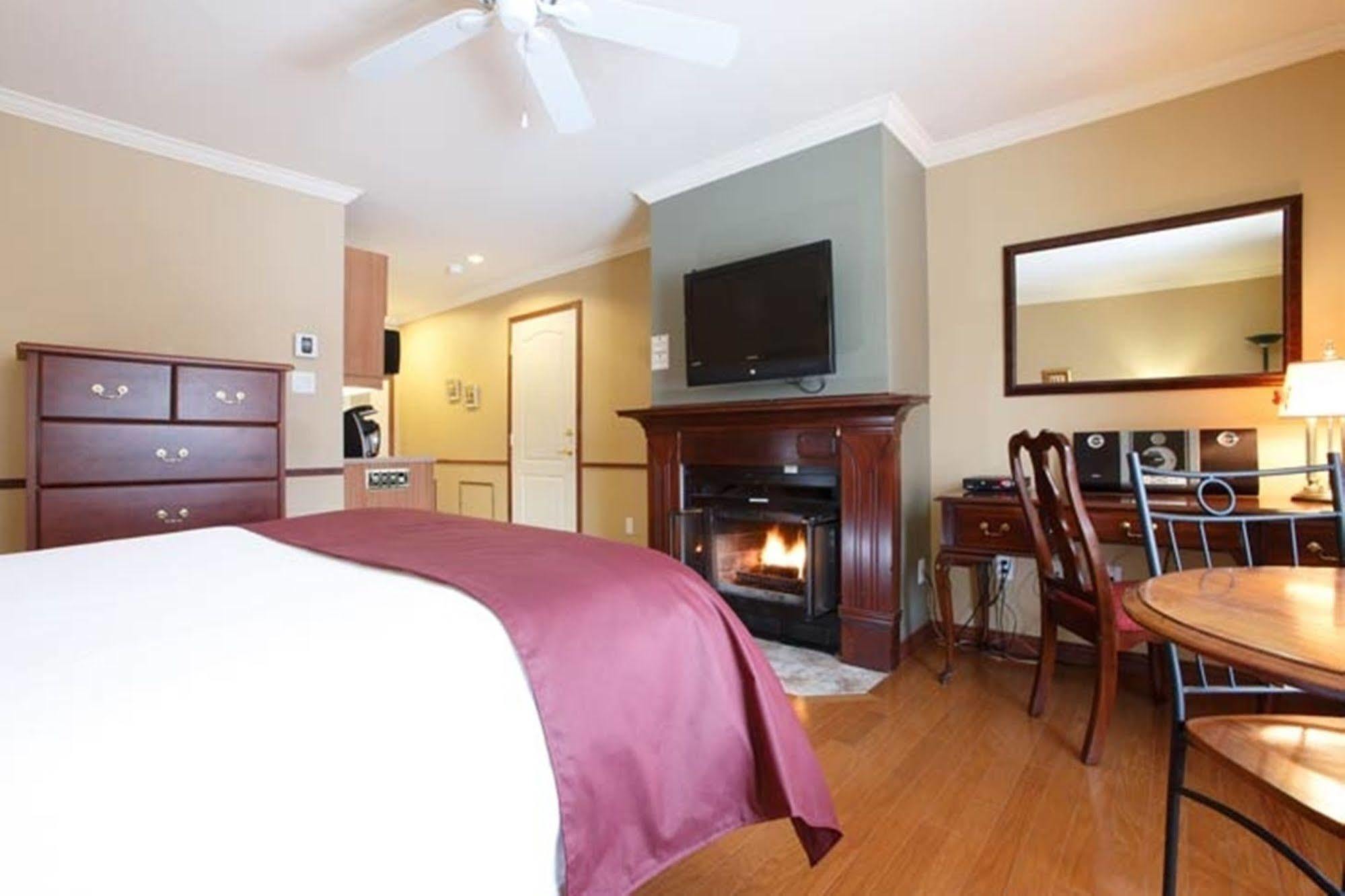 Relais St-Denis Hotel Saint-Sauveur Ngoại thất bức ảnh
